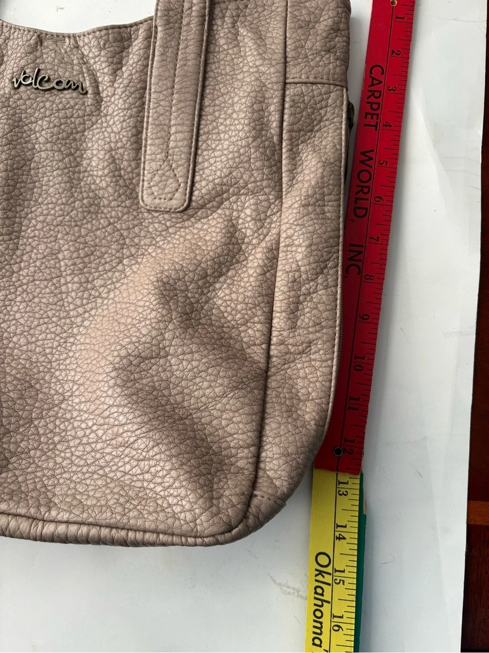 Volcom Pebbled Shoulder Bag in Taupe